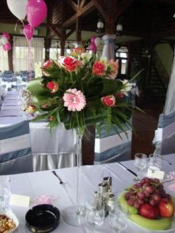 Aranjament floral pentru mese invitati