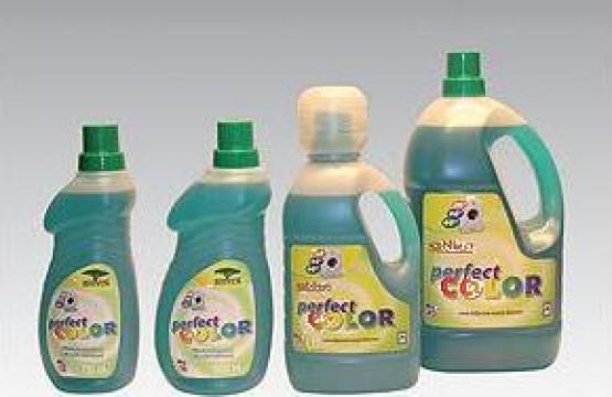 Detergent lichid pentru rufe