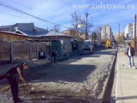 Inchiriere utilaje pentru constructii drumuri de la Coly Trans