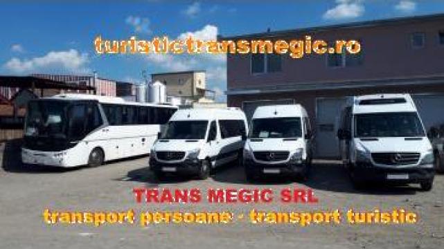 Transport angajati, muncitori, elevi de la Trans Megic Transport Persoane - Turistictransmegic.ro