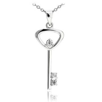 Martisor pandantiv din argint 925 Treasure Diamond Key de la Luxury Concepts Srl