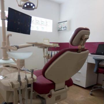 servicii stomatologie