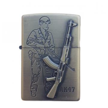 Bricheta zippo, 3D relief, metalica, soldat pusca AK47 de la Dali Mag Online Srl
