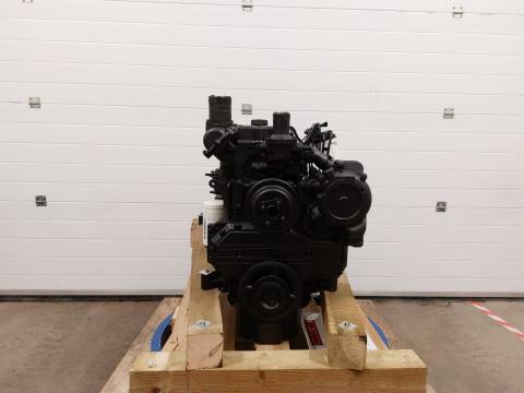 Motor Perkins 1004-42 - reconditionat de la Engine Parts Center Srl
