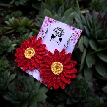 Cercei handmade unicat Red Sunflowers de la Personalize Rainbows Srl