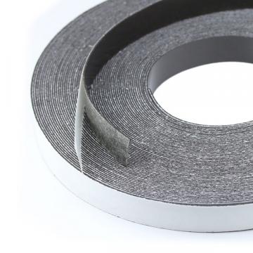 Banda magnetica autoadeziva, latime 20 mm, grosime 0,6 mm