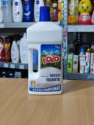 Detergent pardoseli Bozo extra 1l de la Surovcek Srl