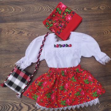 Costum popular fetite Maramures rosu de la Tomsa Irina Persoana Fizica Autorizata