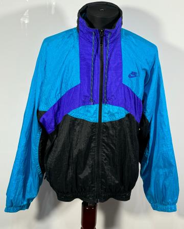 Geaca/bluza de trening Nike Vintage marimea S fit M barbat de la In Carouri Srl
