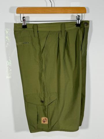 Pantaloni scurti Jack Wolfskin marimea 52 barbat