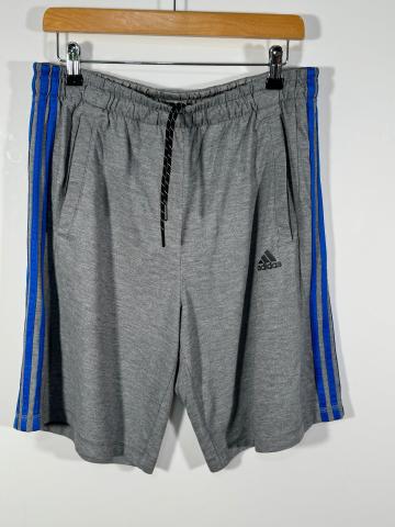 Pantaloni scurti/ Short Adidas marimea L barbat