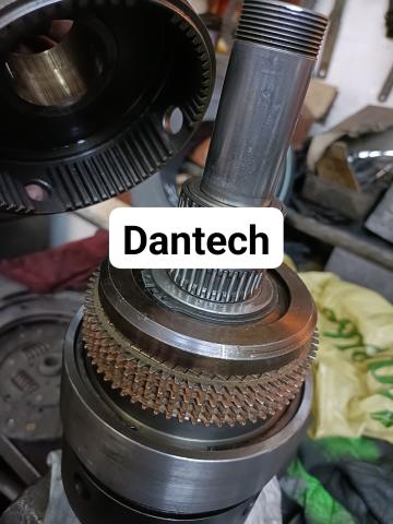 Reparatii cutii transmisie, ambreiaje, PTO de la Dantech Srl