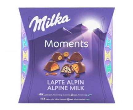 Praline ciocolata Milka Moments Mixt Lapte Alpin, 97g de la Supermarket Pentru Tine Srl