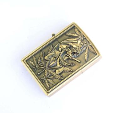 Bricheta Zippo, 3D Relief, metalica, craniu de la Dali Mag Online Srl