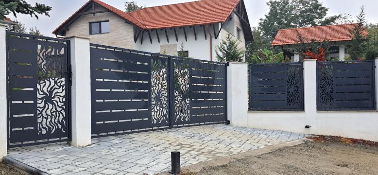 Gard tabla debitat CNC - design modern de la Legas Prod Srl