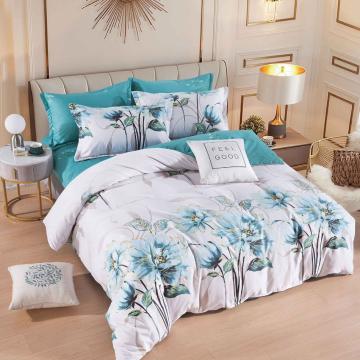 Lenjerie de pat finet cu flori albastre de la Gastro Bar Solutions Srl