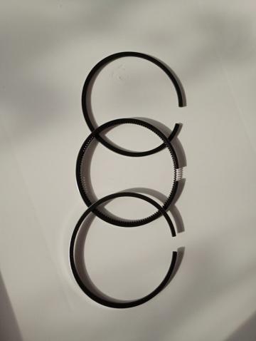 Segmenti Lombardini 88.50mm 2+2+4 de la Kubo Yanm Industrial Srl