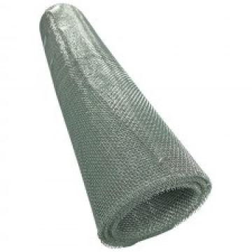 Plasa cu sarma subtire si ochiuri medii 5x5x0.56mm / 12m de la PDET Atlantic Distribution Srl