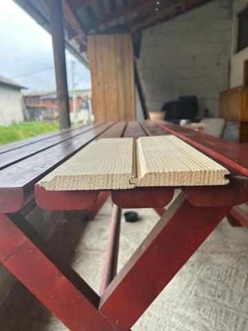 Lambriuri de la Remartop Srl