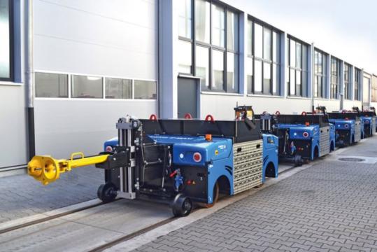 Vehicul electric de manevra E-Maxi XL Vario de la Femaris Srl