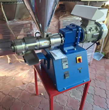 Presa de ulei universala