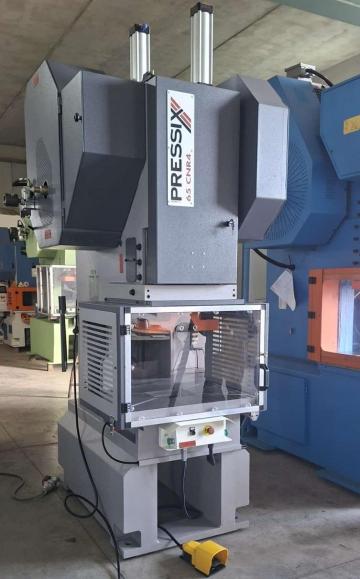 Presa mecanica cu excentric 65 Tf reconditionata