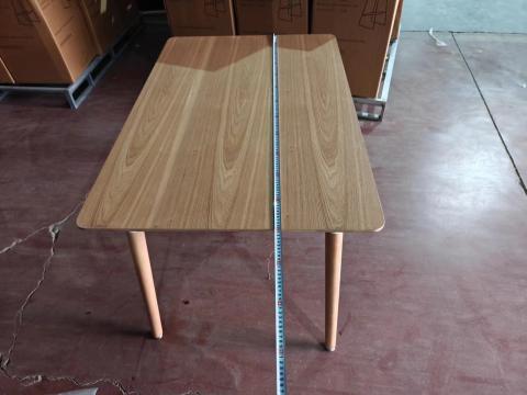 Masa restaurant, mobilier cantina de la M.F.L. Contract Services Srl