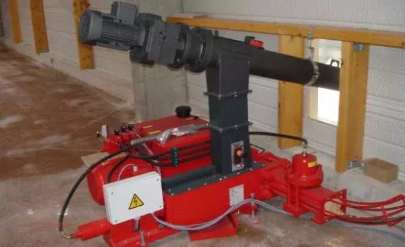 Presa hidraulica brichetare Spanex de la Agro Bio Brichet Energy Solutions Srl