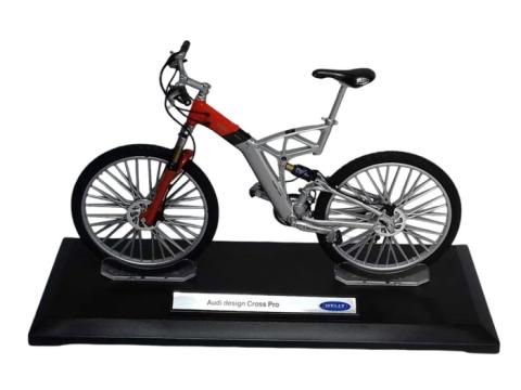 Macheta bicicleta Audi Design Cross Pro 1:10 Welly de la Hobbyplanet Romania