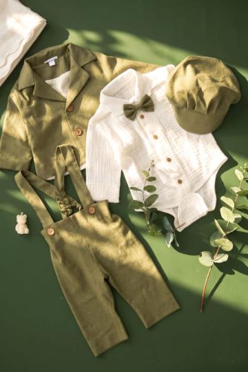 Costum botez Dan - verde olive
