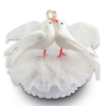 Figurine nunta Porumbei Indragostiti cu Inel - Kardasis de la Lumea Basmelor International Srl