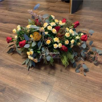 Aranjament floral DarkRed de la Simonne
